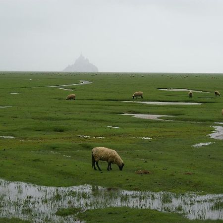 Gite Christian Mont St Michel Villa Sacey Exterior photo